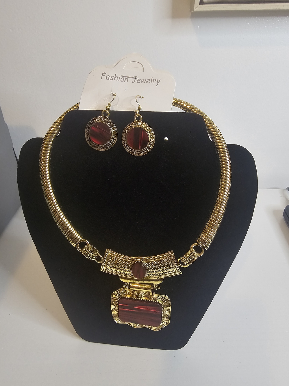 Fashion Jewelry Gold-Tone Necklace and Earrings with Red Stones
